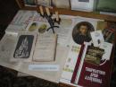 <p>Фрагмент экспозиции выставки, посвященной 210-летию со дня рождения А. С. Пушкина</p>